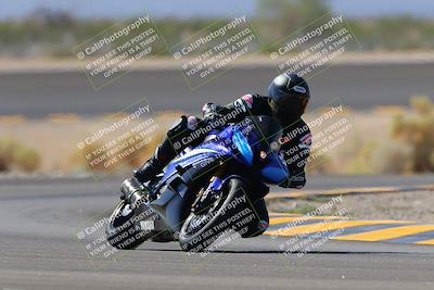 media/Oct-08-2022-SoCal Trackdays (Sat) [[1fc3beec89]]/Turn 14 (1050am)/